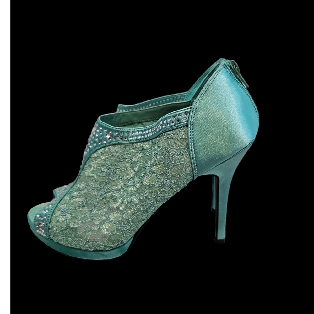 3/$25 NWOB De Blossom Collection Aqua Seafoam Green Size 9 Lace Peeptoe Heels - Picture 3 of 7